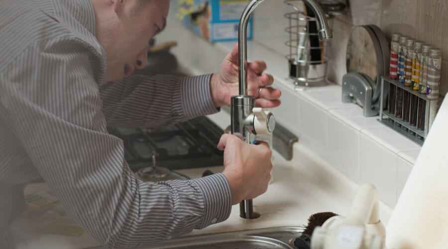 Local water heater installation in Paris Crossing, IN